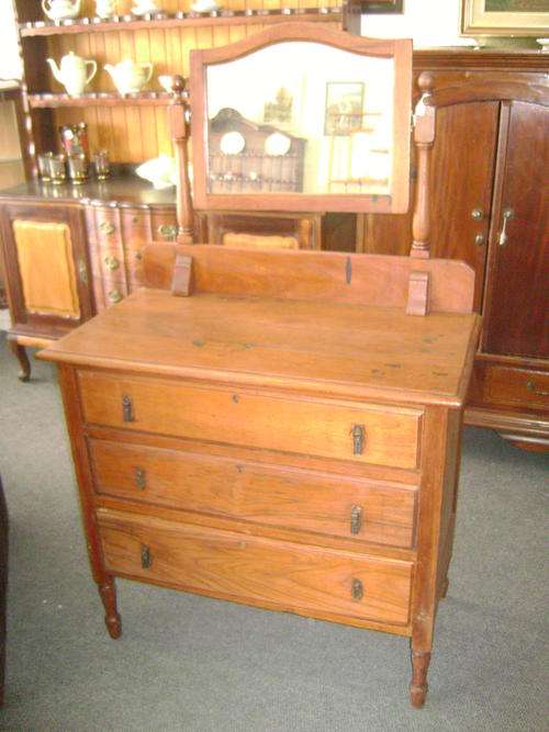 CHEST OF DRAWERS WITH MIRROR!!! ***cRAzY R1 START***