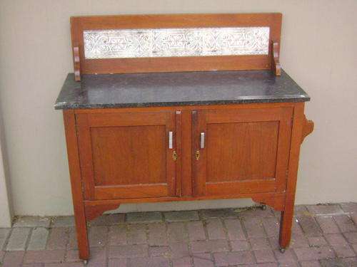 BEAUTIFUL TEAK WASH STAND on Castors with MARBLE TOP!!!*** R1 START***