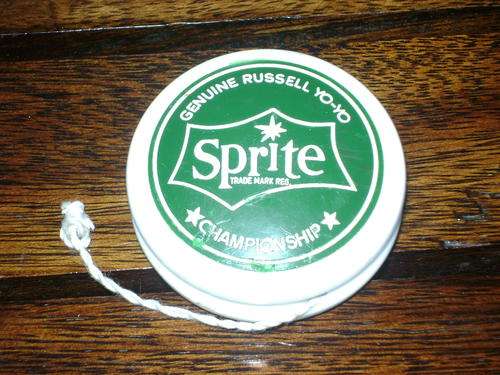 Geniune Russell Yo-Yo " SPRITE CHAMPIONSHIP" - One side english and other side in Afrikaans!!!!