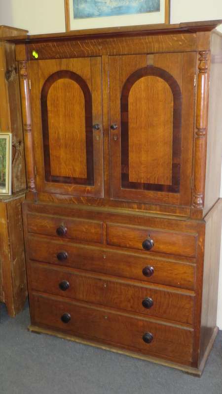 19th Century OAK CABINET WITH DOORS ON TOP OF DRAWERS