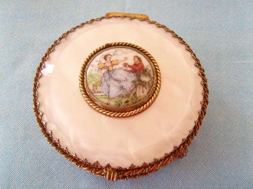 Vintage trinket box
