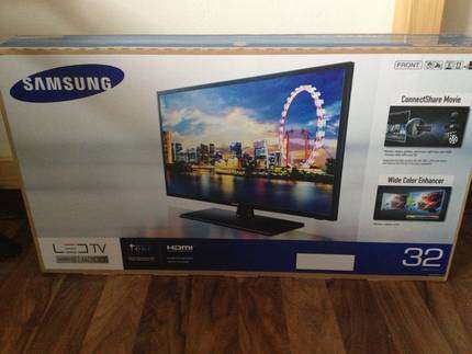 Samsung 32" LED TV UA32F4000 Brand New in Box F-Series LATEST MODEL!!!! (2 available)