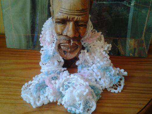 ***HANDKNITTED TWIRLY SCARF ***