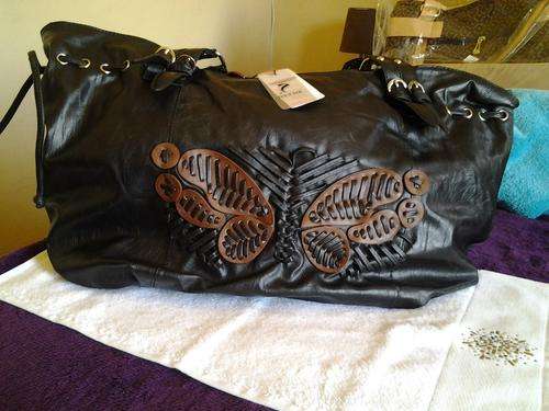 ***LOW STARTING BID***STUNNING LARGE BLACK FASHION HANDBAG***
