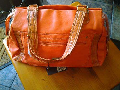 ****LARGE KUSSI HANDBAG**** ORANGE****LOW R1.00 START