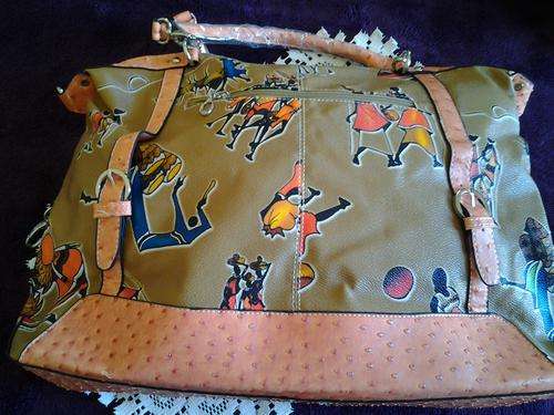 ****STUNNING FASHION HANDBAG****R1.00 START