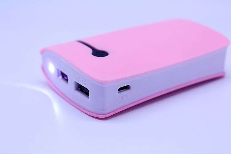 power bank 5400mAh