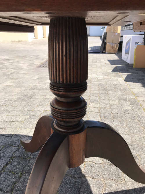 Antique Round Table