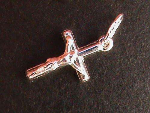 SOLID STERLING SILVER CRUCIFIX........CROSS PENDANT