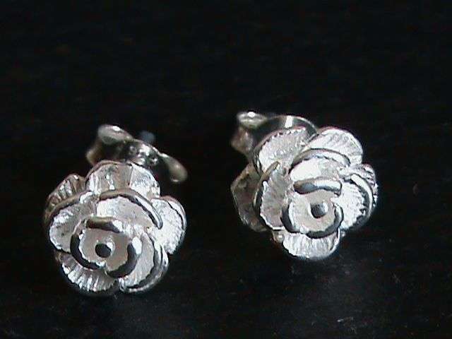 STERLING SILVER ROSE STUDS.....