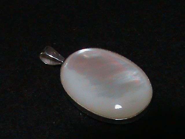 STERLING SILVER AND MOTHER OF PEARL PENDANT.......