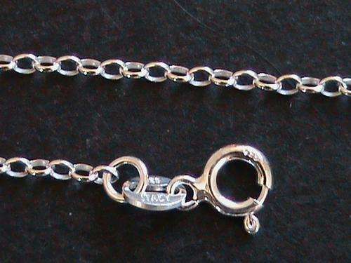 STERLING SILVER CHAIN 80 CM LONG. OVAL LINK.......