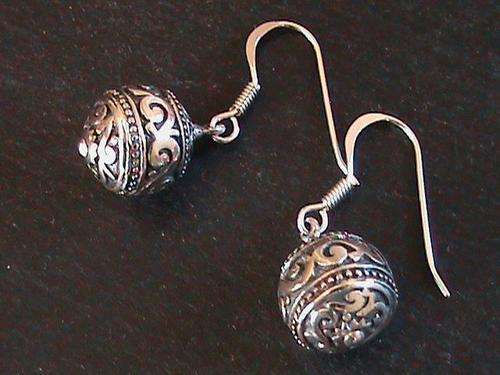 SOLID STERLING SILVER BALL EARRINGS.......