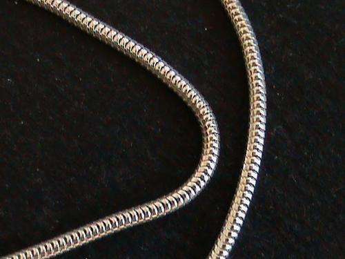 42 CM STERLING SILVER CHAIN.   1.8 MM THICK