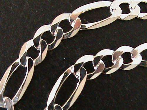 NICE LARGE STERLING SILVER CHAIN.   60 CM LONG.   SOLID SILVER!!
