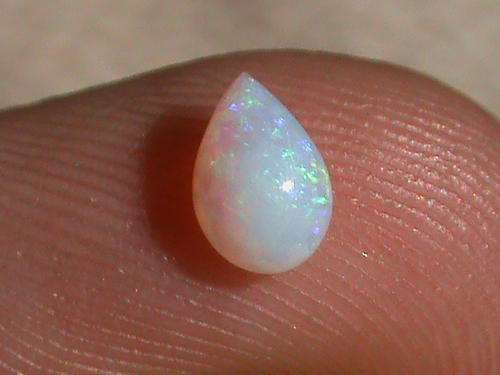 AUSTRALIAN OPAL.  TEARDROP SHAPE.
