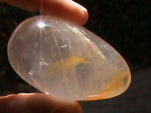 QUARTZ AND HEMOTOID GALET