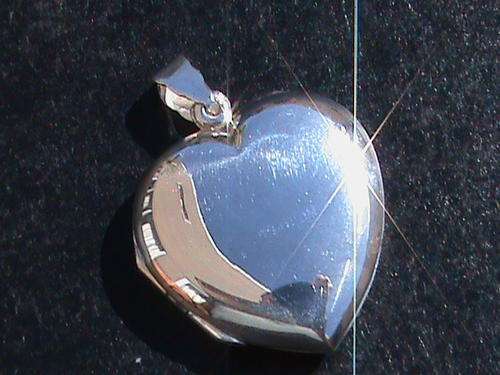 LARGE SOLID STERLING SILVER HEART SHAPE LOCKET