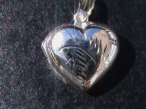 SOLID STERLING SILVER HEART SHAPE LOCKET PENDANT