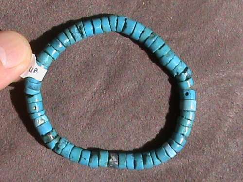 NATURAL TURQUOISE BRACELET.  STRUNG ON ELASTIC