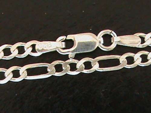 SOLID STERLING SILVER BRACELET.   19 CM LONG