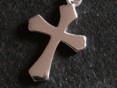 SOLID STERLING SILVER CROSS PENDANT.  STRONG THICK QUALITY