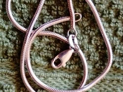 SOLID STERLING SILVER SNAKE CHAIN.  1.5 MM THICK.   40 CM LONG