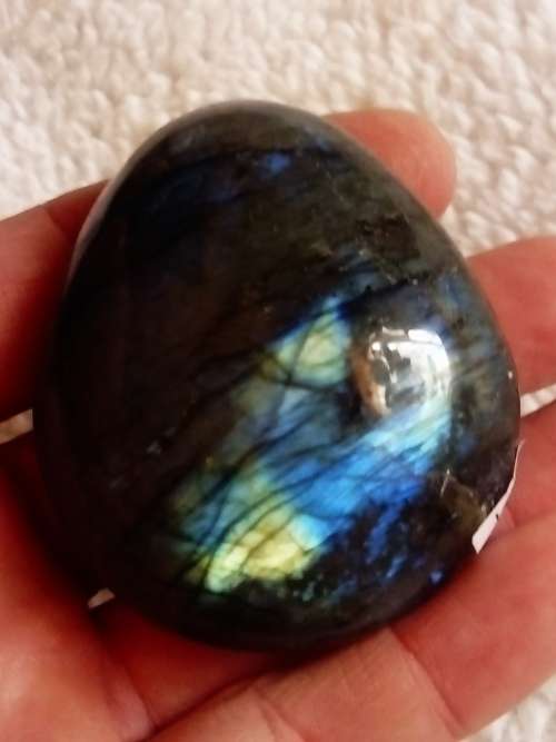 GOOD GRADE LABRADORITE GALET.   VERY BRIGHT COLOUR FLASHES
