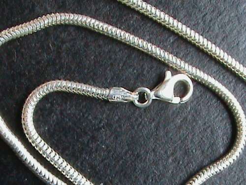 40CM LONG SOLID STERLING SILVER SNAKE CHAIN.  2.5 MM THICK !!