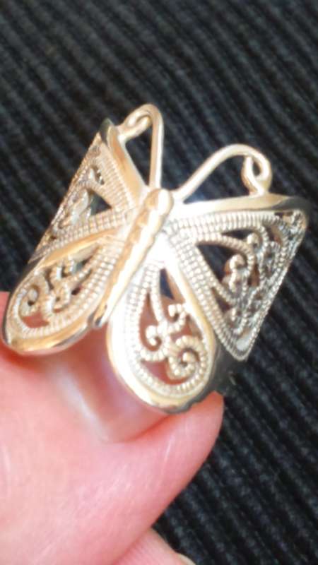 SOLID STERLING SILVER BUTTERFLY RING.  SIZE Q