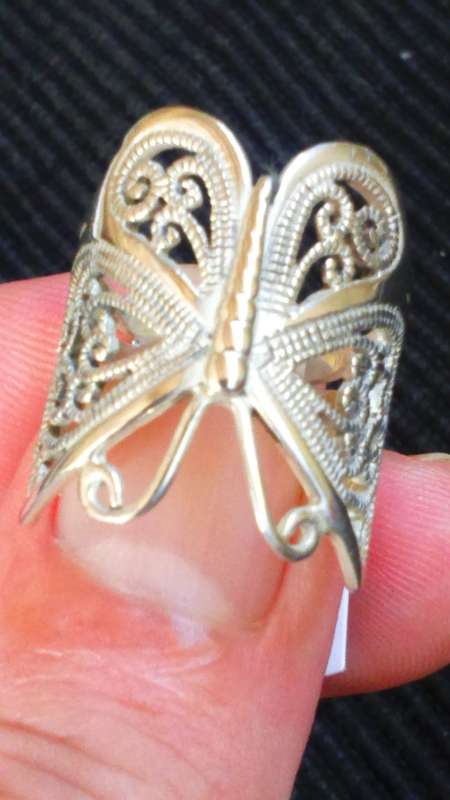 SOLID STERLING SILVER BUTTERFLY RING.  SIZE Q
