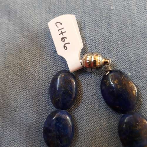 LAPIS LAZULI GEMSTONE NECKLACE.  48 CM LONG .  MAGNETIC CLASP