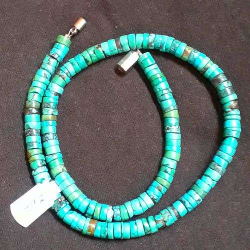 NATURAL TURQUIOSE GEMSTONE NECKLACE.   45 CM LONG.  MAGNETIC CLASP.  6MM BEADS.