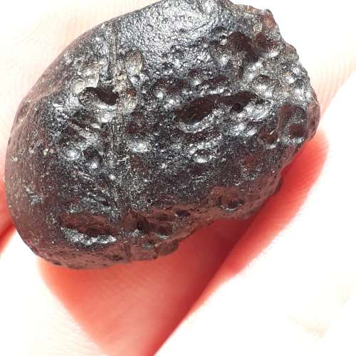 RARE TEKTITE.  SPACE ROCK .....