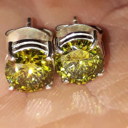 SOLID STERLING SILVER STUDS.  OLIVE GREEN CZ STONES.  6 MM ROUND.