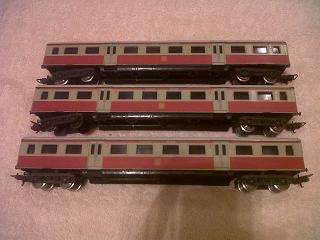 VERY RARE 3 X LIMA SAR SAS PRETORIA COUCHES HO SCALE