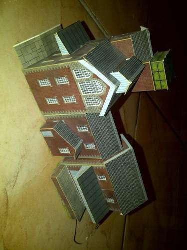 N scale shopping centre with light