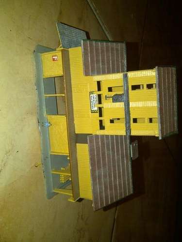 N scale wood factory with  light