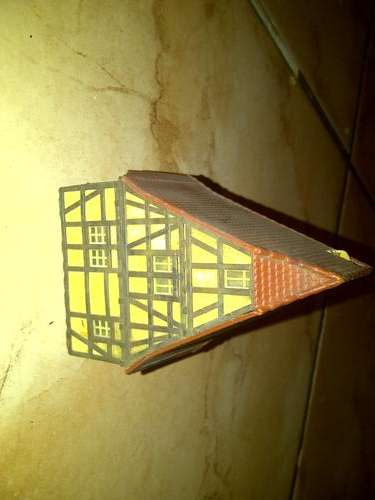 N scale hotel with no light