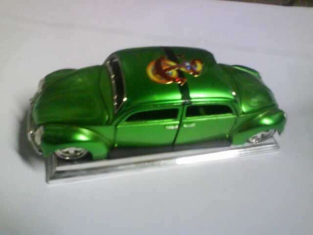 Excellent SPECIAL 1:24 vw beetle