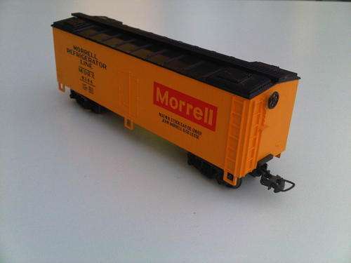 CLOSED BOX  WAGGON