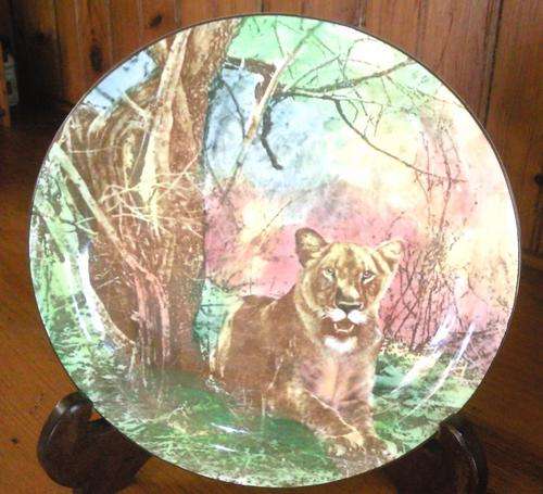 Royal Doulton Kruger National Park plate with lioness D5724 6