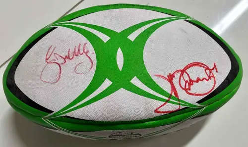 *SIGNED RUGBY WORLD CUP BALL 2007*