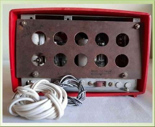 VINTAGE PHONE MASTER VALVE RADIO