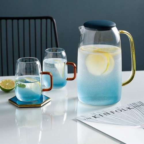 5 Piece Borosilicate Glass Pitcher with Lid and Drinking Cups Set