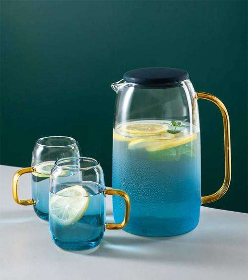 5 Piece Borosilicate Glass Pitcher with Lid and Drinking Cups Set