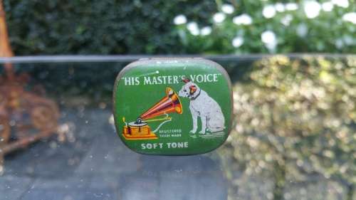 His Master's Voice Soft Tone Tin with 10 Needles