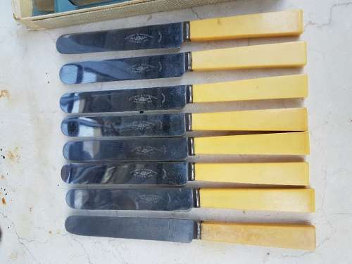 26 Bone Handle Knives Joseph Rodgers&Son and Southern &Richardson Sheffield