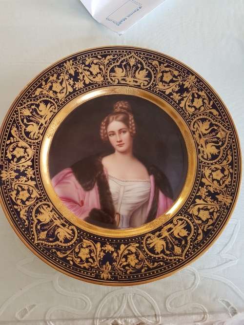 Franz Xavier Thallmaier Porcelain Plate Muchen " Grafin Holnstein"