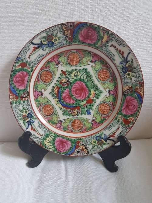 Vintage Hong Kong Decorated Familia Rose Style Plate on Stand